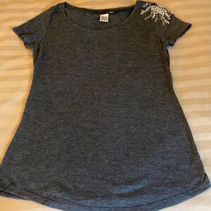 Ellison Cap Sleeve Woman’s Top with Sequin Embellished Shoulder. Size Small.
